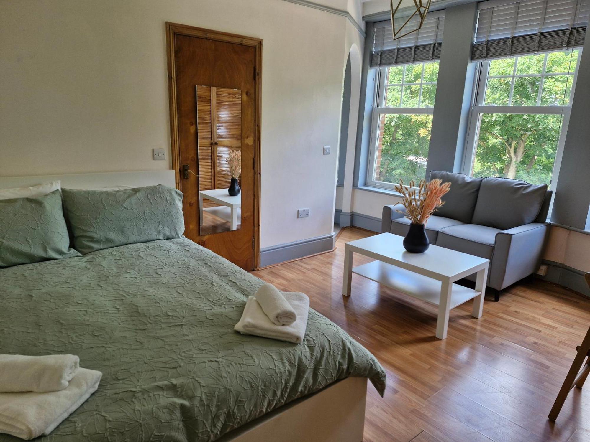 Bright Studio Apartment In A Perfect Location Londra Dış mekan fotoğraf