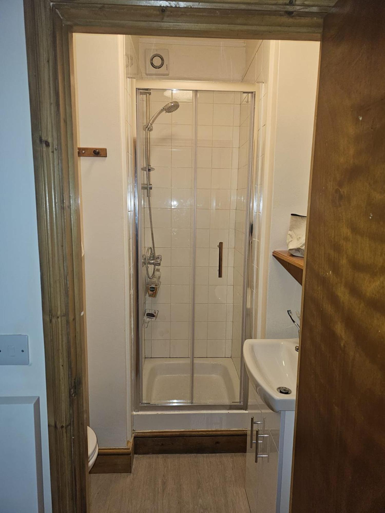 Bright Studio Apartment In A Perfect Location Londra Dış mekan fotoğraf